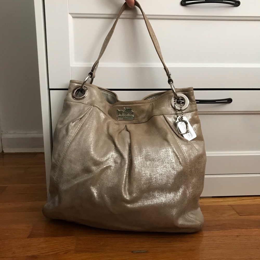 Coach Medium Hobo Handbag
